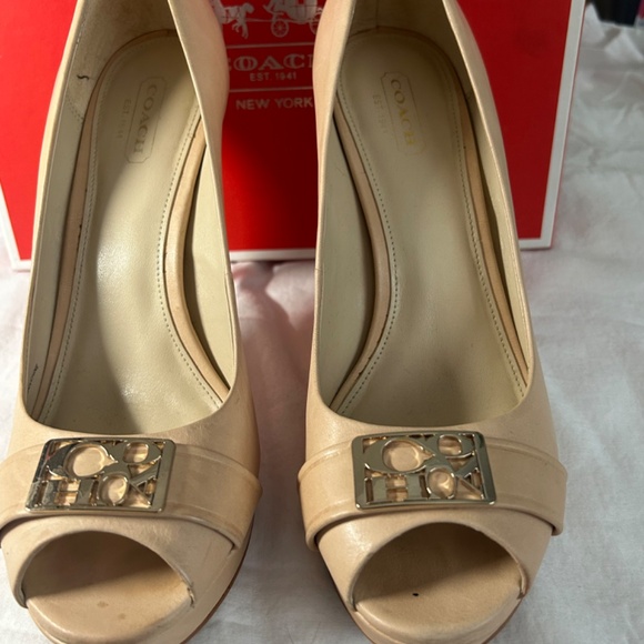 Coach Aliya Peep Toe Natural Platform Heels - Picture 5 of 6